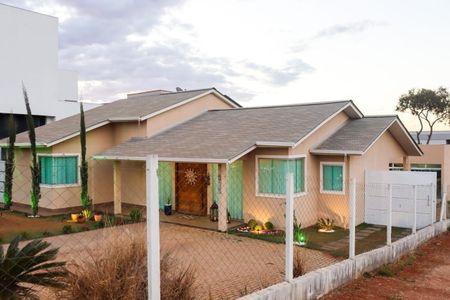 Casa para alugar com 1000m², 4 quartos e 4 vagasFoto 03