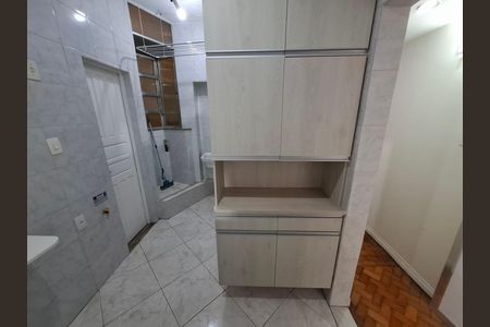 Apartamento para alugar com 86m², 3 quartos e 1 vaga Apartamento para alugar com 86m², 3 quartos e 1 vagaCozinha e Área de Serviço