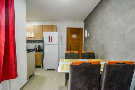 Sala de apartamento para alugar com 2 quartos, 84m² em Jardim Santo Alberto, Santo André