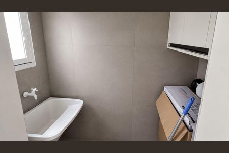 Área de serviço de casa à venda com 2 quartos, 90m² em Vila Nair, São Paulo