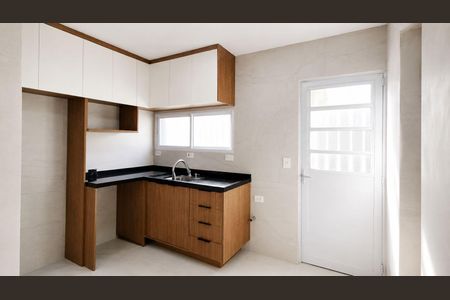 Cozinha de casa à venda com 2 quartos, 90m² em Vila Nair, São Paulo