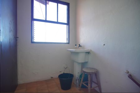 Casa para alugar com 45m², 2 quartos e 1 vagaÁrea de Serviço