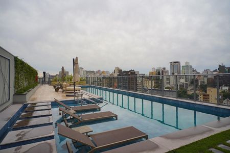 Studio para alugar com 25m², 1 quarto e sem vaga Studio para alugar com 25m², 1 quarto e sem vagaÁrea comum - Piscina
