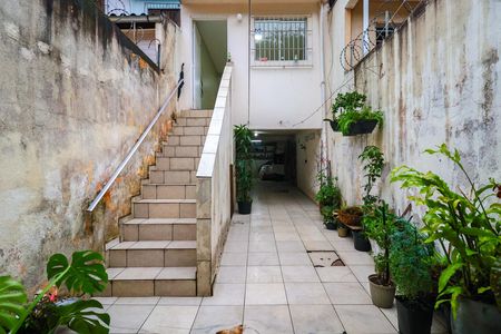 Casa à venda com 76m², 2 quartos e 1 vaga