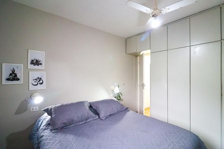 Casa à venda com 76m², 2 quartos e 1 vaga