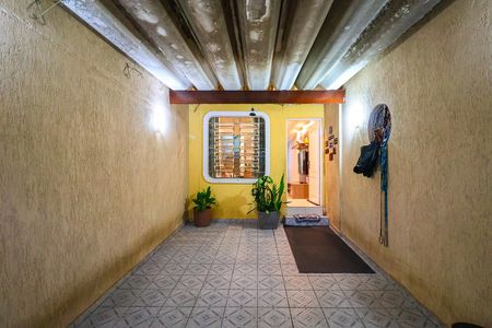 Casa à venda com 76m², 2 quartos e 1 vaga