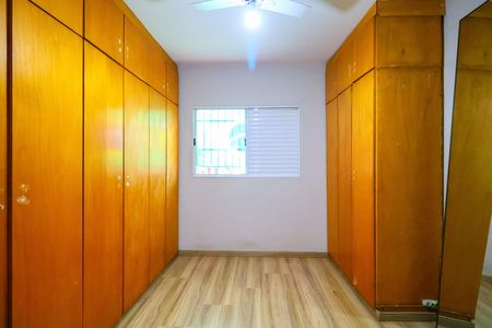 Casa à venda com 76m², 2 quartos e 1 vaga