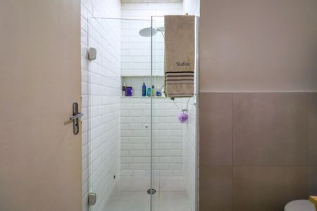 Casa à venda com 76m², 2 quartos e 1 vaga