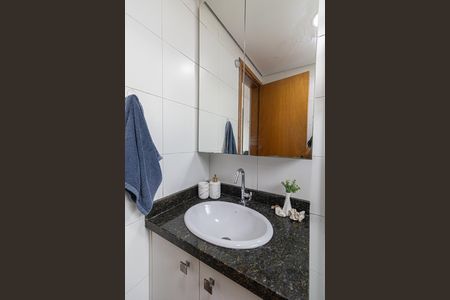 Apartamento à venda com 41m², 2 quartos e 1 vaga Apartamento à venda com 41m², 2 quartos e 1 vagaBanheiro
