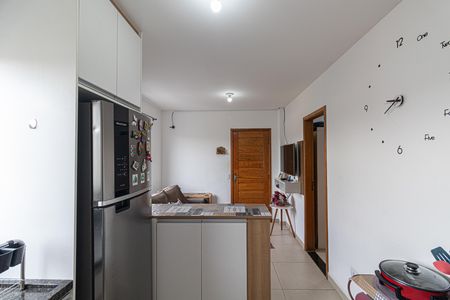 Apartamento à venda com 41m², 2 quartos e 1 vaga Apartamento à venda com 41m², 2 quartos e 1 vagaSala e Cozinha