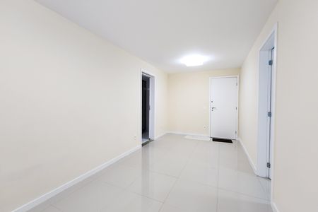Apartamento à venda com 68m², 2 quartos e 1 vaga Apartamento à venda com 68m², 2 quartos e 1 vagaSala