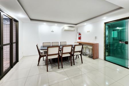 Apartamento à venda com 68m², 2 quartos e 1 vaga Apartamento à venda com 68m², 2 quartos e 1 vagaÁrea Comum