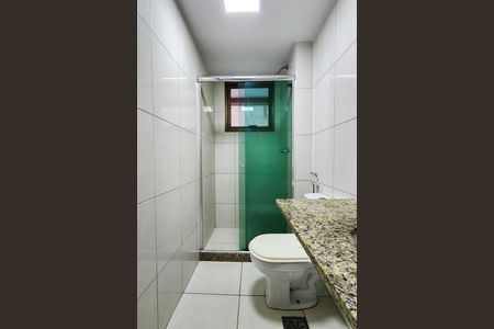 Apartamento à venda com 68m², 2 quartos e 1 vaga Apartamento à venda com 68m², 2 quartos e 1 vagaBanheiro Social