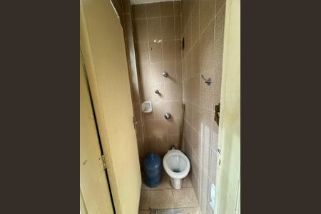 Apartamento à venda com 134m², 3 quartos e 1 vaga Apartamento à venda com 134m², 3 quartos e 1 vagaBanheiro de serviço