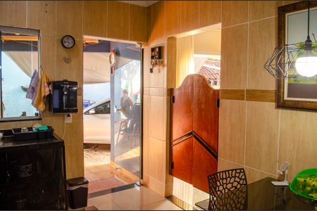 Casa para alugar com 80m², 2 quartos e 2 vagasCozinha