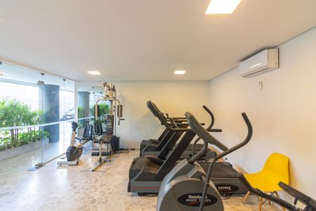 Apartamento à venda com 98m², 2 quartos e 1 vaga Apartamento à venda com 98m², 2 quartos e 1 vagaÁrea comum - Academia
