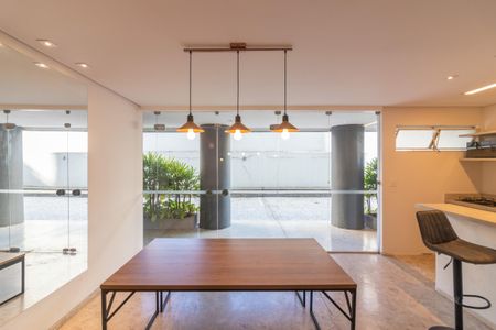 Apartamento à venda com 98m², 2 quartos e 1 vaga Apartamento à venda com 98m², 2 quartos e 1 vagaÁrea gourmet