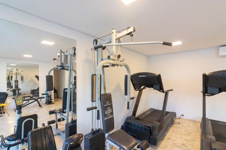 Apartamento à venda com 98m², 2 quartos e 1 vaga Apartamento à venda com 98m², 2 quartos e 1 vagaÁrea comum - Academia
