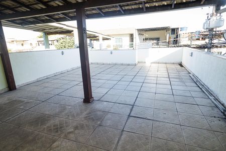 Casa à venda com 200m², 4 quartos e 1 vagaTerrraço