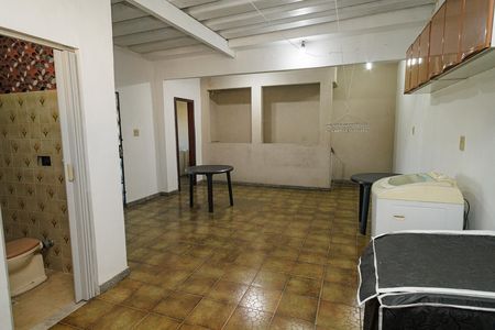 Casa à venda com 200m², 4 quartos e 1 vagaSalão 