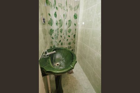 Casa à venda com 200m², 4 quartos e 1 vagaBanheiro da Suíte 2