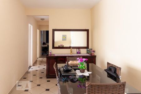 Apartamento para alugar com 78m², 3 quartos e 1 vaga Apartamento para alugar com 78m², 3 quartos e 1 vagaSala