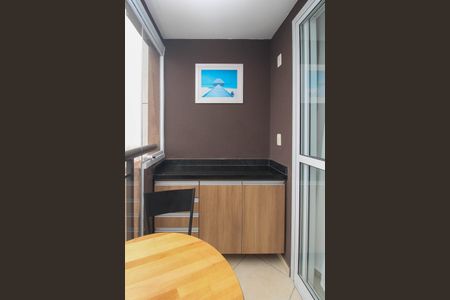 Varanda  de apartamento para alugar com 2 quartos, 48m² em Vila Andrade, São Paulo