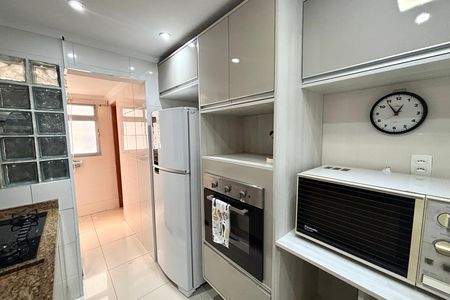 Apartamento à venda com 83m², 2 quartos e 1 vaga Apartamento à venda com 83m², 2 quartos e 1 vagaCozinha