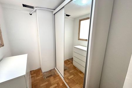 Apartamento à venda com 83m², 2 quartos e 1 vaga Apartamento à venda com 83m², 2 quartos e 1 vagaCloset