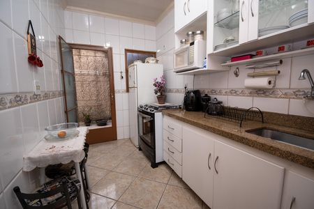 Casa à venda com 80m², 2 quartos e 1 vaga Casa à venda com 80m², 2 quartos e 1 vagaCozinha