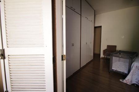 Casa de condomínio à venda com 310m², 4 quartos e 2 vagasvaranda da suíte 1