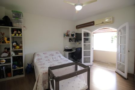 Casa de condomínio à venda com 310m², 4 quartos e 2 vagasSuite 1