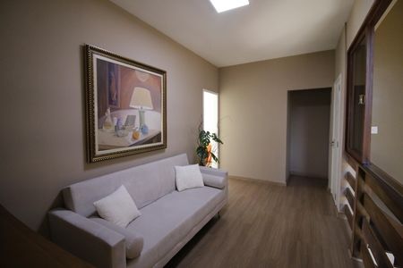 Casa de condomínio à venda com 310m², 4 quartos e 2 vagasHall social