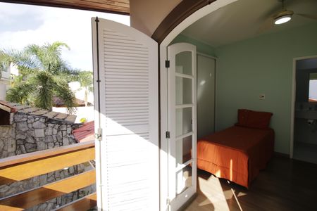 Casa de condomínio à venda com 310m², 4 quartos e 2 vagasVaranda da suíte 3