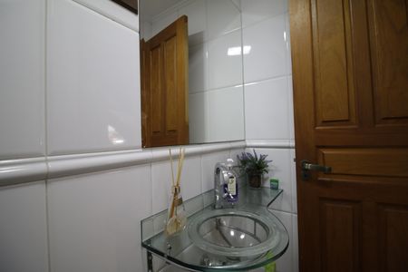 Casa de condomínio à venda com 310m², 4 quartos e 2 vagasBanheiro