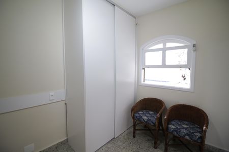 Casa de condomínio à venda com 310m², 4 quartos e 2 vagasQuarto de Serviço