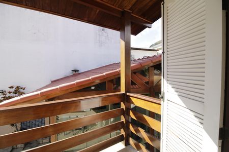 Casa de condomínio à venda com 310m², 4 quartos e 2 vagasVaranda da suíte 3
