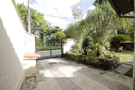 Casa de condomínio à venda com 310m², 4 quartos e 2 vagasGaragem