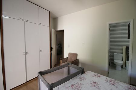 Casa de condomínio à venda com 310m², 4 quartos e 2 vagasSuite 1