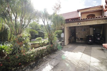 Casa de condomínio à venda com 310m², 4 quartos e 2 vagasGaragem