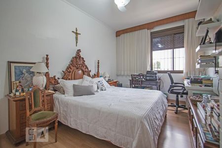 Apartamento para alugar com 240m², 5 quartos e 4 vagas