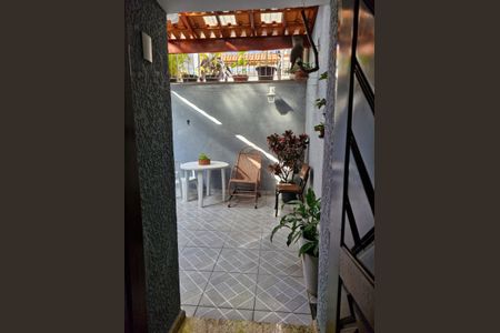 Casa à venda com 120m², 3 quartos e 3 vagasÁrea externa