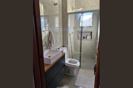 Casa à venda com 120m², 3 quartos e 3 vagasBanheiro