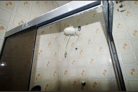 Casa para alugar com 70m², 2 quartos e 4 vagasBanheiro