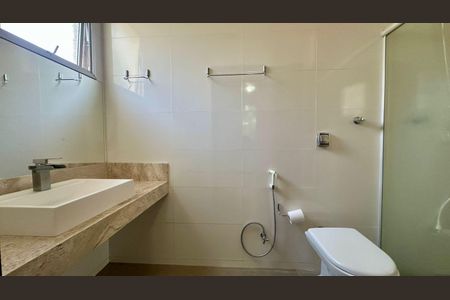 Apartamento à venda com 160m², 4 quartos e 2 vagasBanheiro 