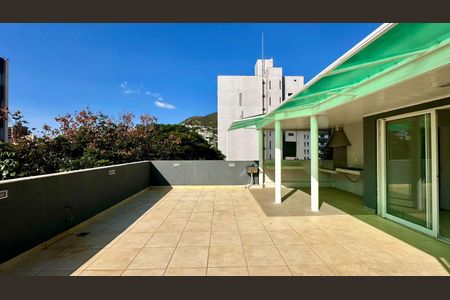 Apartamento à venda com 160m², 4 quartos e 2 vagasTerraço 