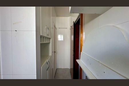 Apartamento à venda com 160m², 4 quartos e 2 vagasÁrea de serviço 