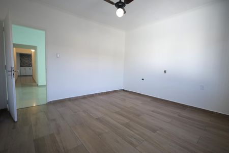 Casa para alugar com 152m², 3 quartos e 3 vagas Casa para alugar com 152m², 3 quartos e 3 vagasQuarto 2