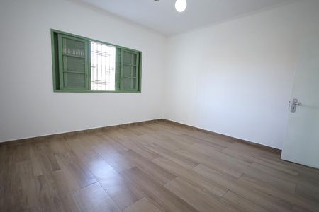Casa para alugar com 152m², 3 quartos e 3 vagas Casa para alugar com 152m², 3 quartos e 3 vagasQuarto 2
