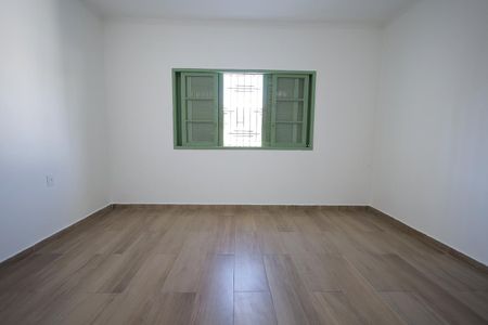Casa para alugar com 152m², 3 quartos e 3 vagas Casa para alugar com 152m², 3 quartos e 3 vagasQuarto 2